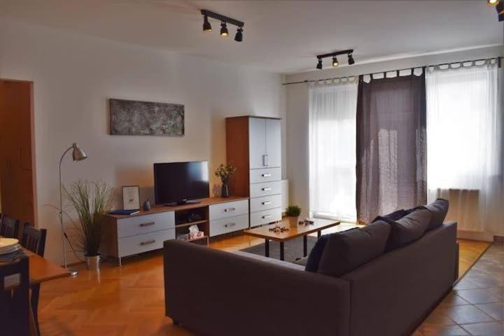 Cosy Apartment In Budapest Downtown With Free Garage Parking Extérieur photo